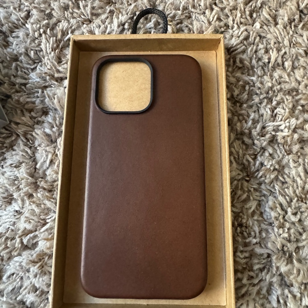 New Nomad iPhone 15 Pro Max Horween Leather Case
